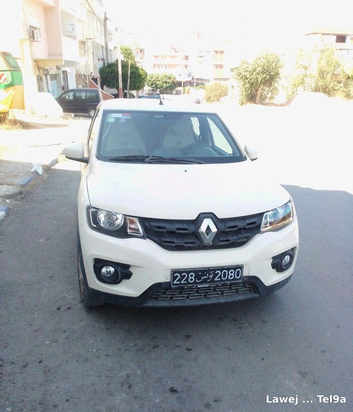 Voiture Renault kuid